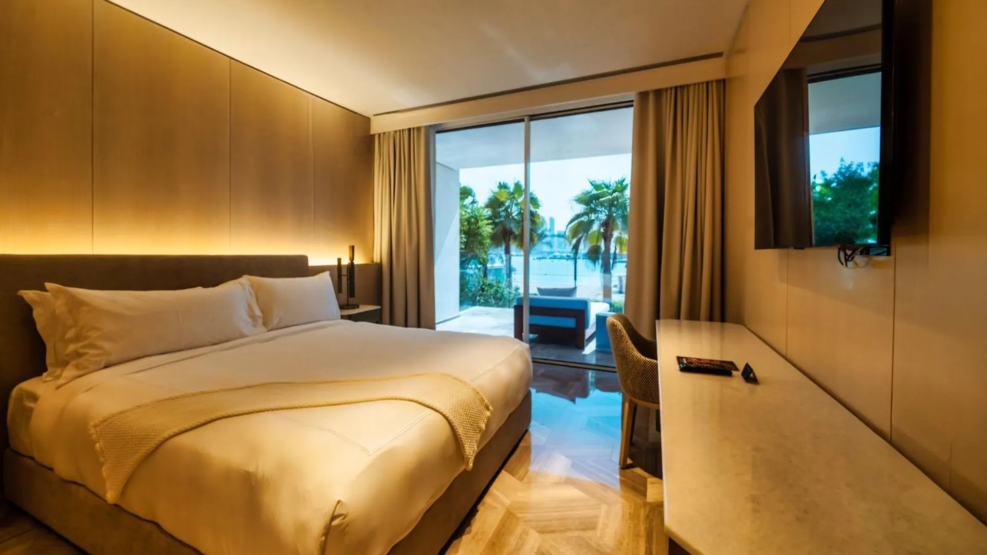 Five Palm Jumeirah Dubai 5*,  United Arab Emirates