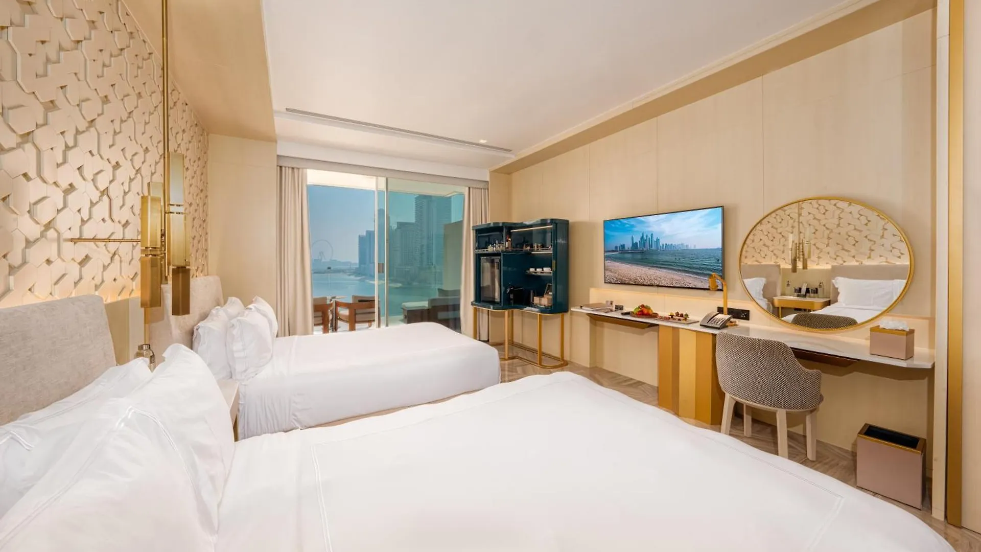 ***** Resort Five Palm Jumeirah Dubai United Arab Emirates