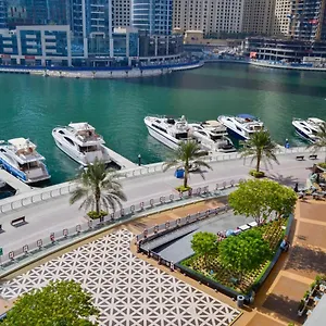 Apartment Success Luxury Apartment: Beachside Living With Daily Housekeeping, Dubai
