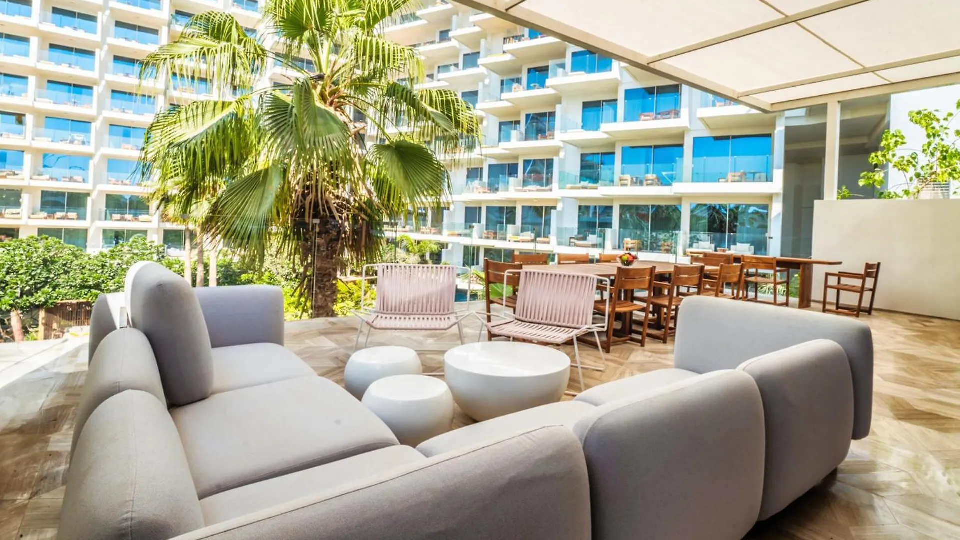 ***** Üdülőközpont Five Palm Jumeirah Dubaj Egyesült Arab Emírségek