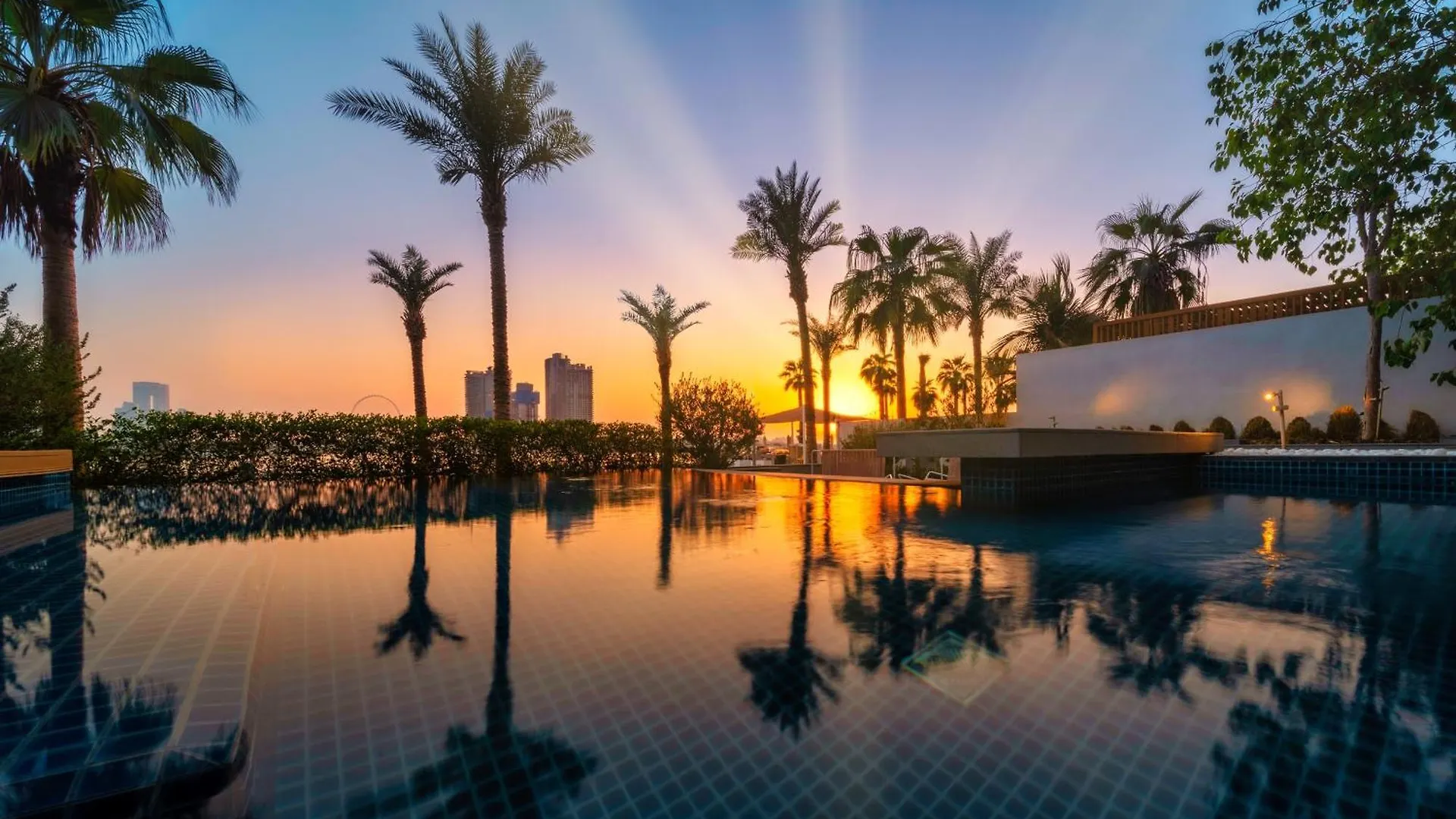 Üdülőközpont Five Palm Jumeirah Dubaj